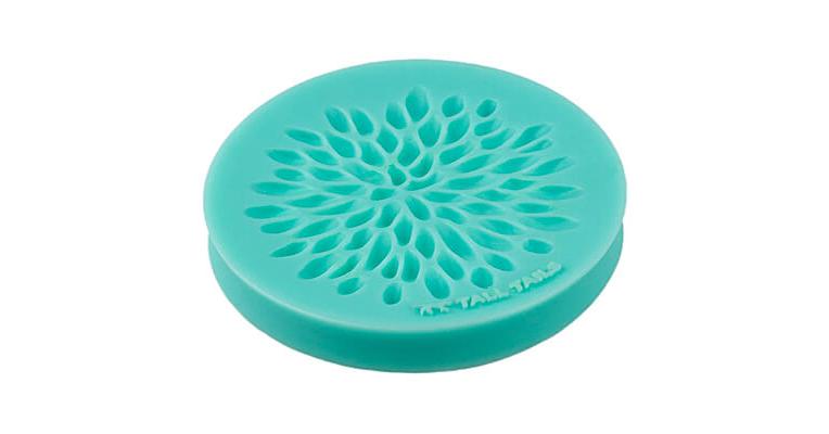 Tall Tails Lickable Reward Dish with Suction Cup - Clean Run